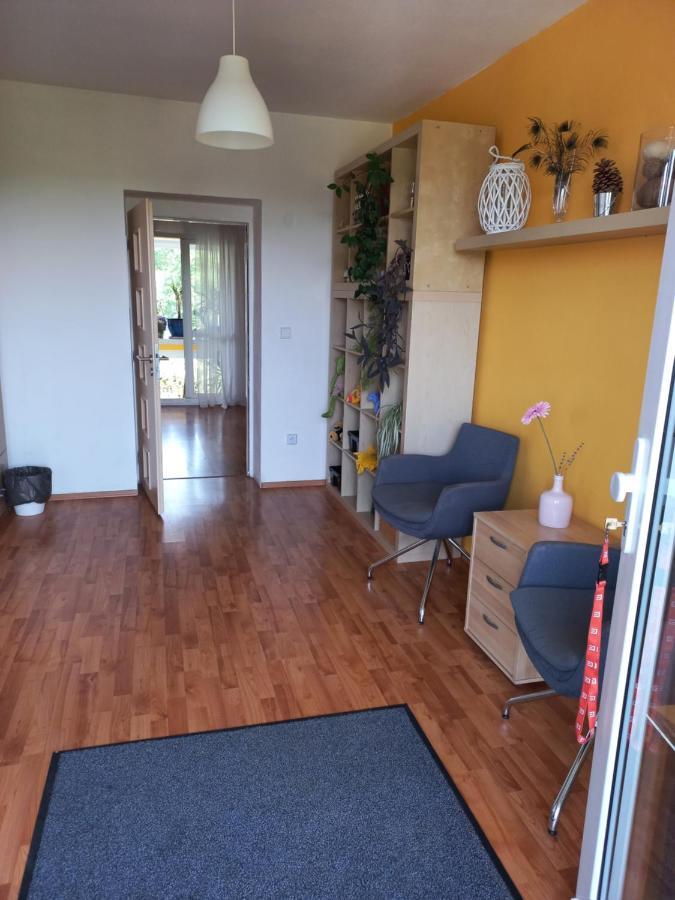 Paradise Villa Apartment Прага Екстер'єр фото